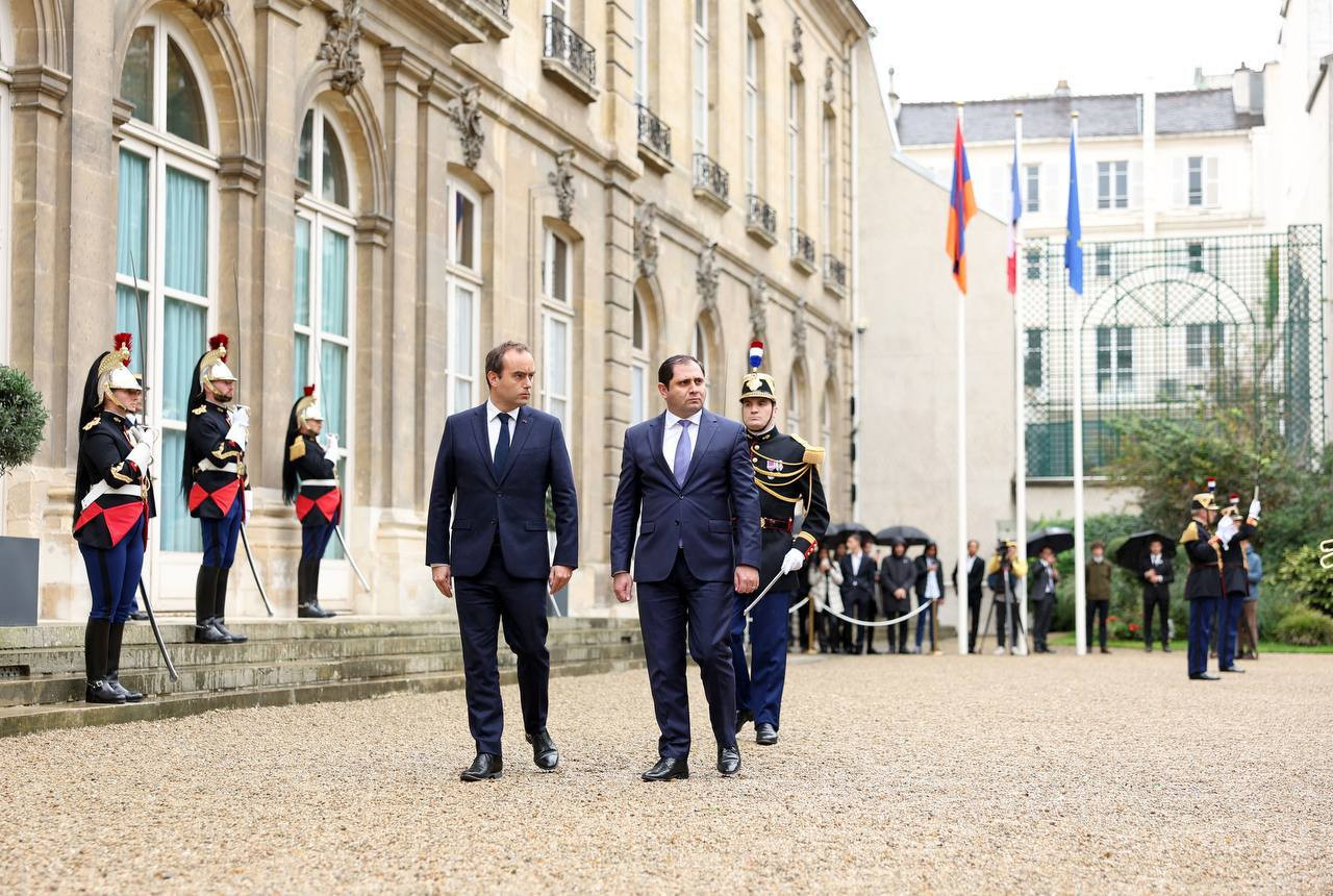 Левые франции. Армяне во Франции. Armenia France. Soft Power of France.